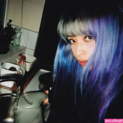 Sarah Bonito [ sarah-bonito ] - my first ever sextape 💦 should i do one from first person POV?