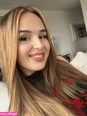 GeorgiaTwitch [ georgiatwitch-1 ] - touching myself for you