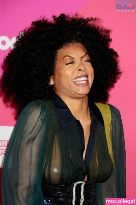 Taraji Henson [ taraji-henson ] - Strange that I got my drink for free.