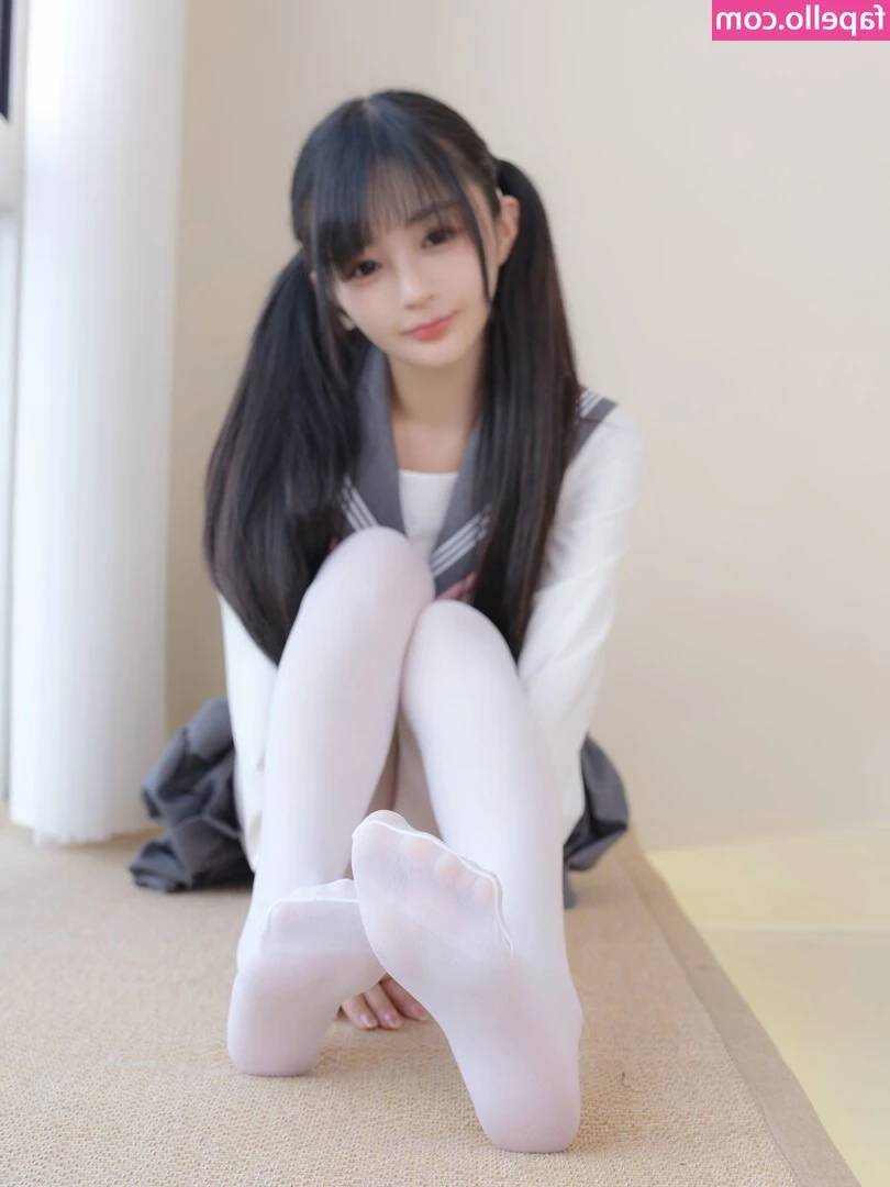 Aninnyan - Your first ass experience was as a male. But soon when you feel this