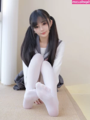 Aninnyan - Your first ass experience was as a male. But soon when you feel this