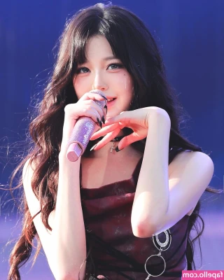 Jang Won-young [ jang-won-young ] - Good Afternoon Papi! Pick something to do today! Look at all the fun