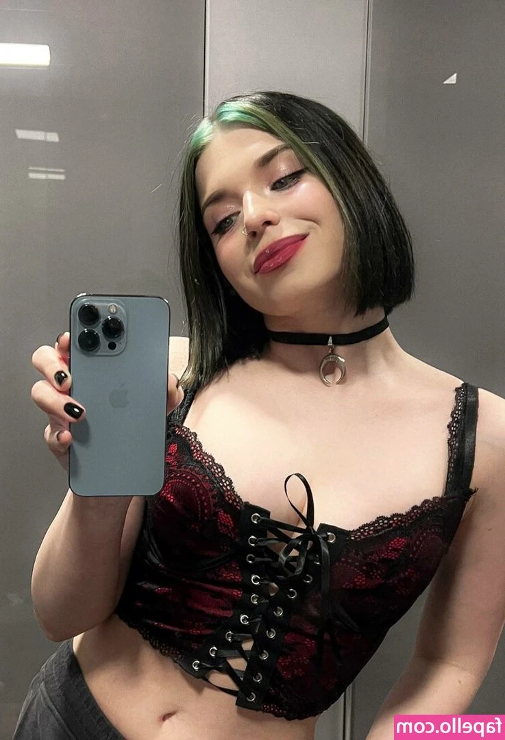 shulyyyyyy - Don't forget the sexy video in your DM my horny boys.