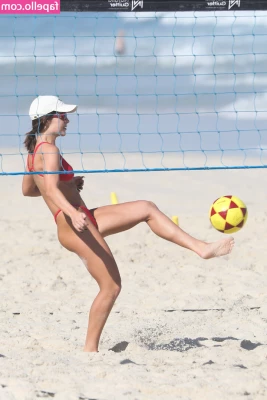 Jade Picon [ jade-picon ] - You held out well during our golf date. So I chose to stick you in my