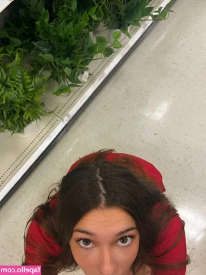 KylieKay - Going to try and put this is my🍑👀