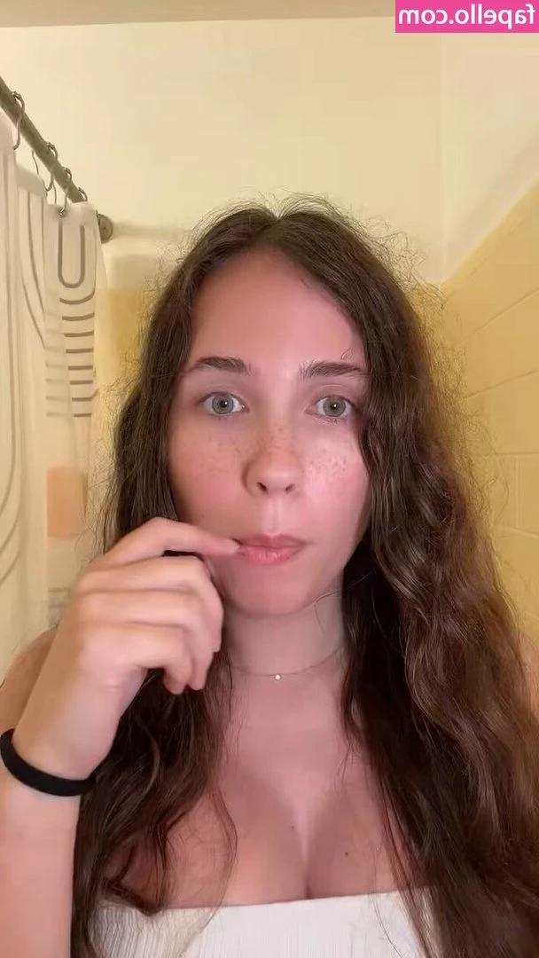 mandilove_63 [ mandilove-63 ] - "Wife caught using fucking machine" Full 13 minute video!