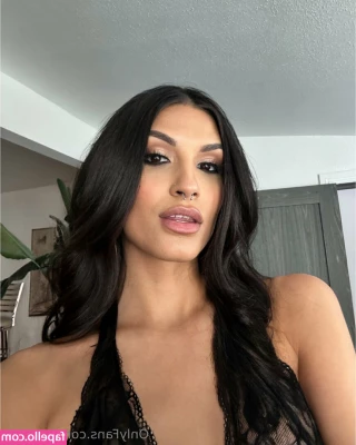 tszariah - Do you prefer dry or oily?