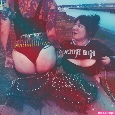 Toripleaseshutup - He is now on his back, and as the top of my foot slaps between my