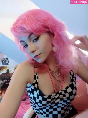 nozzomi_cosplay [ nozzomi-cosplay ] - When the weather is fine, and all you need is a pair of heels 👠