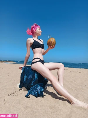 nozzomi_cosplay [ nozzomi-cosplay ] - Dropping a video featuring this golden set verrryyy soon 😈💗✨