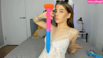 dolly_Jenie [ dolly-jenie ] - Guten Abend, allerseits! Seid ihr bereit für ein kleine