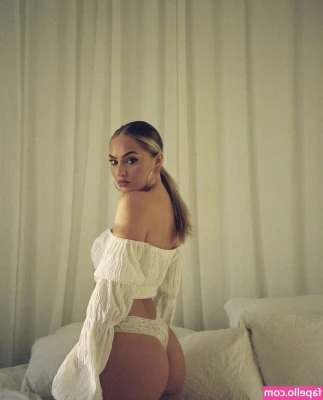 Alice Stenlöf [ alice-stenlf ] - I love forced Bi. Here's a free clip to all my OF members.
