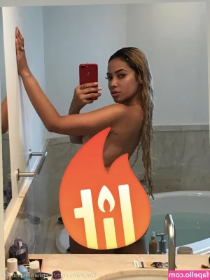 stephaniesantiago - I'm a good girl who loves doing bad things 😇😈