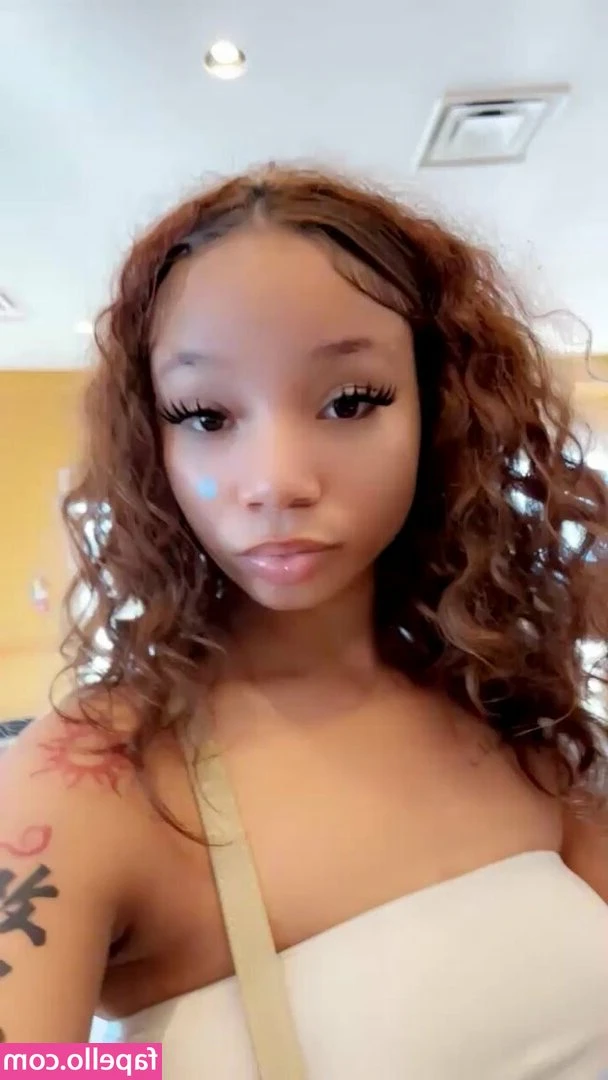 realhunnyj - BTS from set 💜