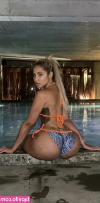 Stephanie Santiago [ stephanie-santiago ] - Soft pillow boobies or tiny landing strip?