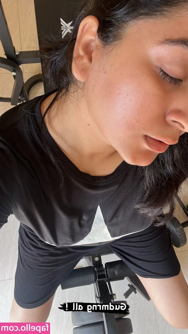 Kanduri SriRangaSudha [ kanduri-srirangasudha ] - Mistress Elouise is here to play with you 😈