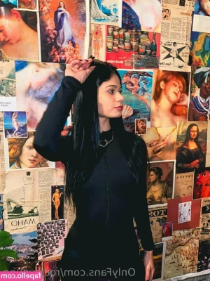 rociodoll - Cuando pido masajes  termino así