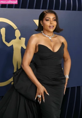 Taraji P. Henson [ taraji-p-henson ] - On my way to work to do a shoot with Hannah Symonds and Zane, I'm