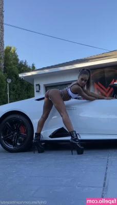 scarlitscandal - Cummin on her face