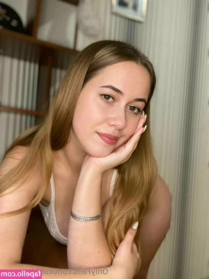 kattyboooom - emmy_free     SUBSCRIPTION FREE       emmy_free    hi daddy do you