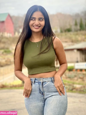 Ananya Nagalla [ ananya-nagalla ] - Niki walking in heels & latex leggings