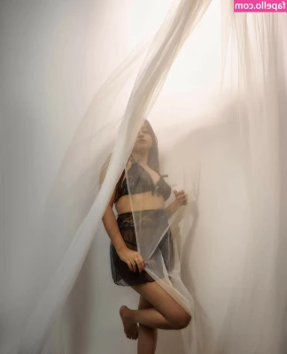 Sneha Mathew [ sneha-mathew ] - Let’s have a stroke session together?