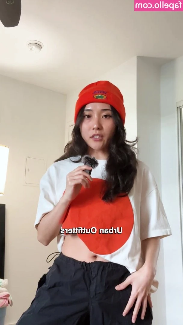 imannamolly - Happy Indepen-boobs Day 😹🧨