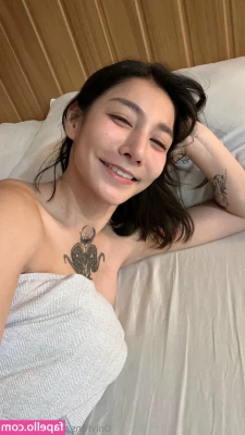 maimizuki - Squirt game? 💧💧💧 #masturbation