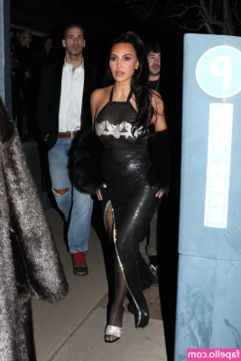 Kim Kardashian [ kim-kardashian-1 ] - Working on fun new stuff with some interesting angles 😉
