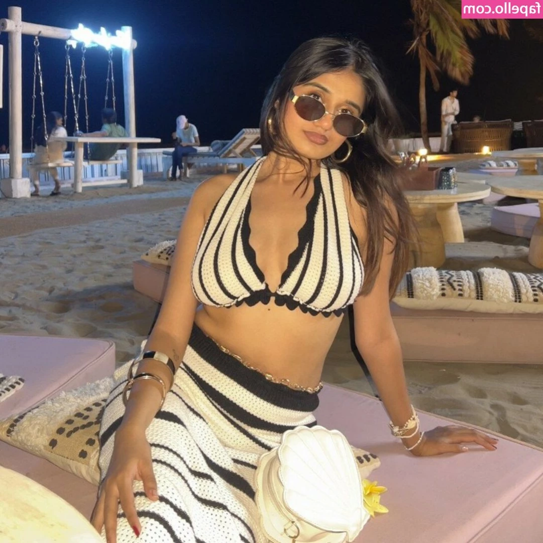 Mehr Panchal [ mehr-panchal ] - tskaelamoon brought me a friend for a birthday threesome   I love her