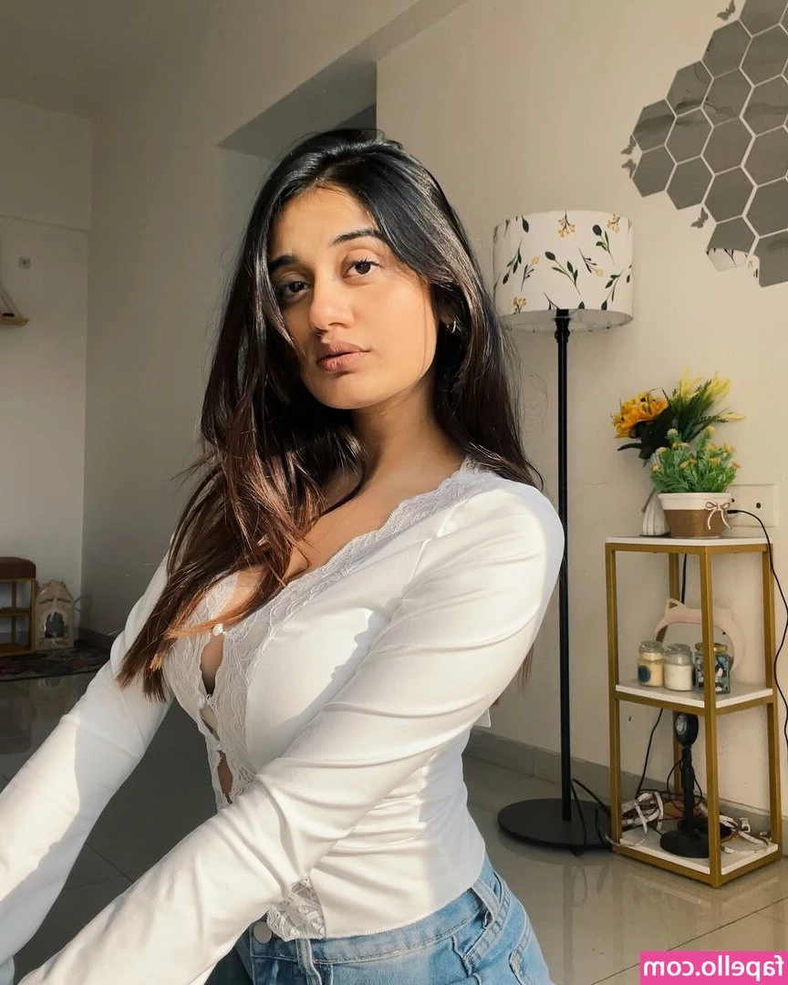 Mehr Panchal [ mehr-panchal ] - You can ask me anything babe  I m here for you