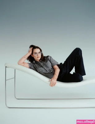 Zoey Deutch [ zoey-deutch-1 ] - ทีมหงส์เขาใส่ กกน.