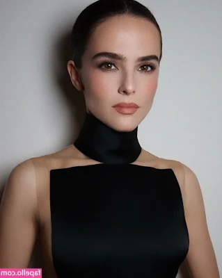 Zoey Deutch [ zoey-deutch-1 ] - Who wants to spend the weekend in bed with me?? 🤤💦💋❤️
