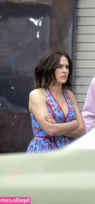Zoey Deutch [ zoey-deutch-1 ] - I had a lots of fun today, proof in the last Bundle in D'ms💌