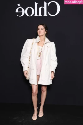 Zoey Deutch [ zoey-deutch-1 ] - goodnight
