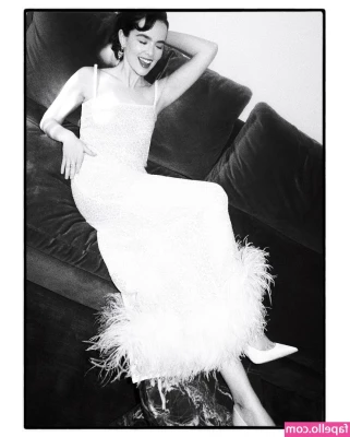 Zoey Deutch [ zoey-deutch-1 ] - Say please  Say please and all of the things you desire I will give