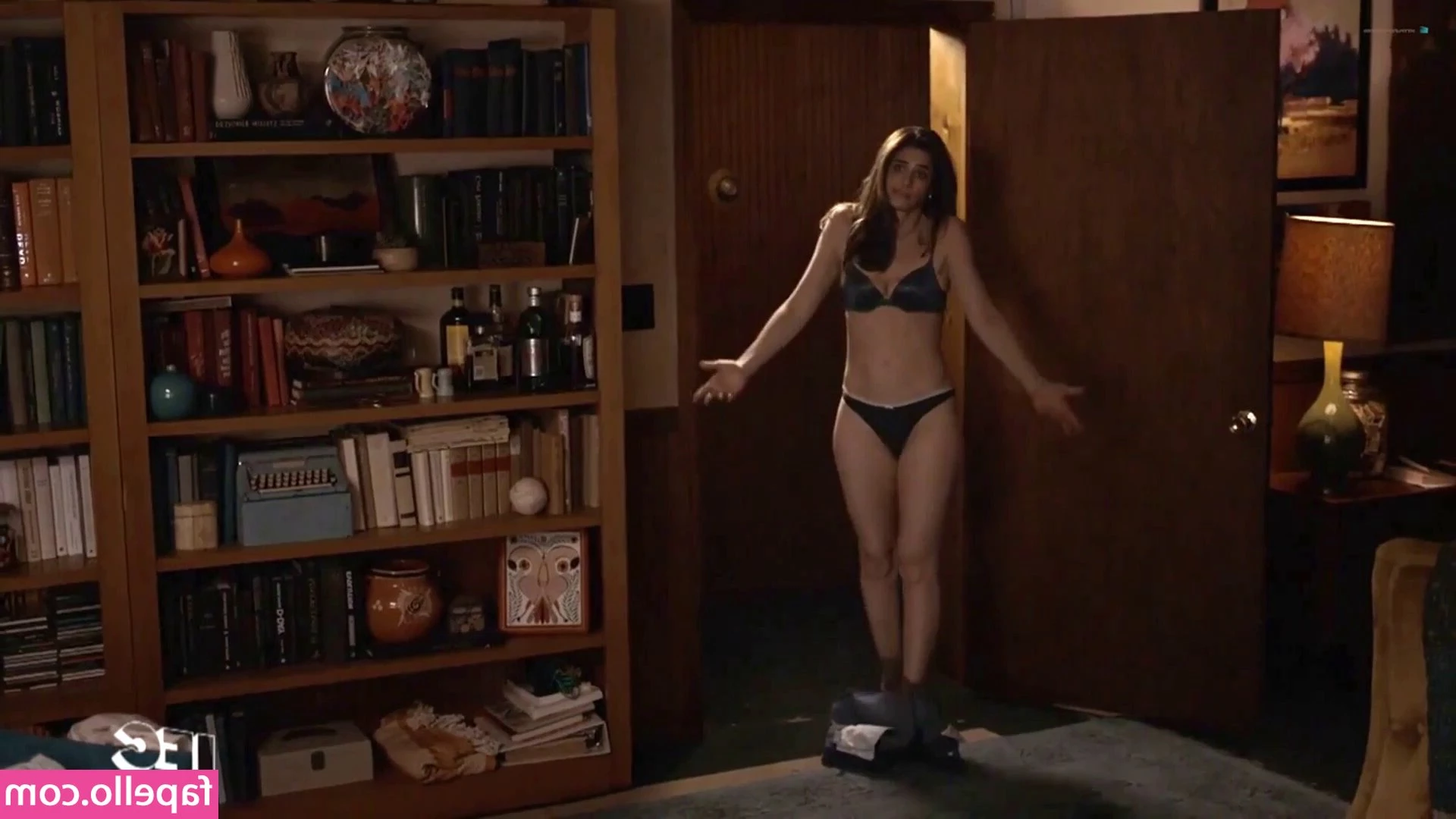 Amanda Peet [ amanda-peet ] - As promised  I love my naught Alice lingerie    My next B G XXX video