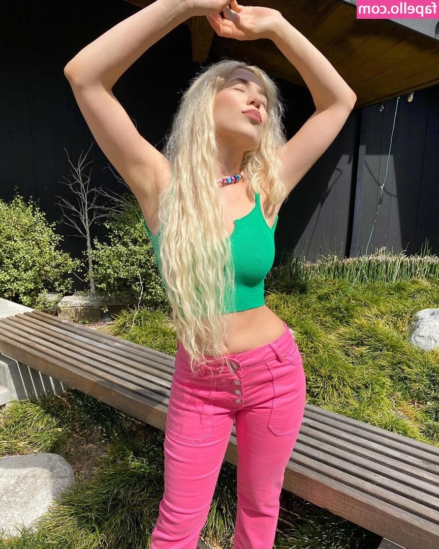 Ava Max [ ava-max ] - Should I leave it on me or take it off? 😈😈