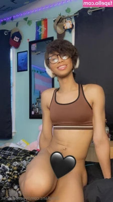 ivyevescarlet - My expectations are high because I am Excellence personified  I would