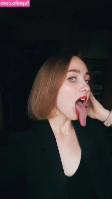Long Tongue Fetish [ long-tongue-fetish ] - Ow   this is when I had a bruised toe and swollen feet