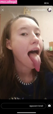 Long Tongue Fetish [ long-tongue-fetish ] - Doing more  5 Dick Rates- tip this post and send me your best pics