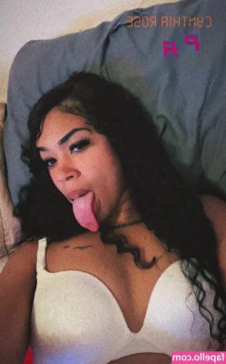 Long Tongue Fetish [ long-tongue-fetish ] - Good morning baby  Should I do a little show for you