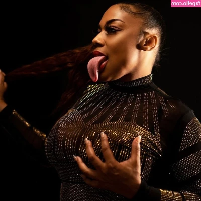 Long Tongue Fetish [ long-tongue-fetish ] - Tip and check your dm to see what s under the tent