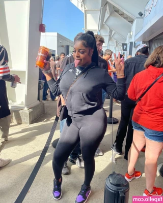 Long Tongue Fetish [ long-tongue-fetish ] - heyy 🍑🔥