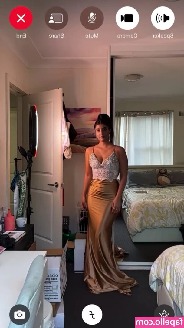 Jessica Marchi [ jessica-marchi ] - You still look a bit red in the face, oh! Maybe that big bulge is the