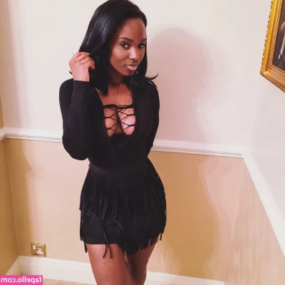 Karen Williams [ karen-williams ] - Hmmmm yes 🥵🥵