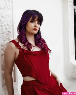 Whitney Van Laningham [ whitney-van-laningham ] - Hmmmm yes 🥵🥵