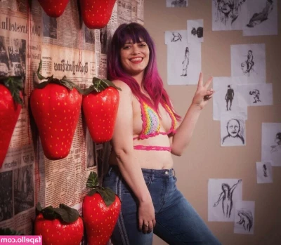 Whitney Van Laningham [ whitney-van-laningham ] - Bug cocok pink