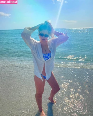 Jillian - Wasn t that fun   PINK TOES