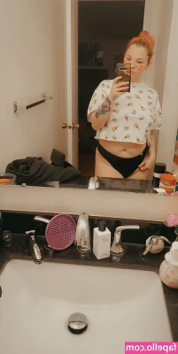 Lylacuteasducks - DM if you wanna see this inside me   custom videos are my specialty